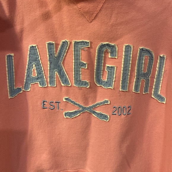 LAKEGIRL Pink Hooded Sweatshirt, sz 2XL, Distressed logo in blue,Comfy oversized - Picture 4 of 9